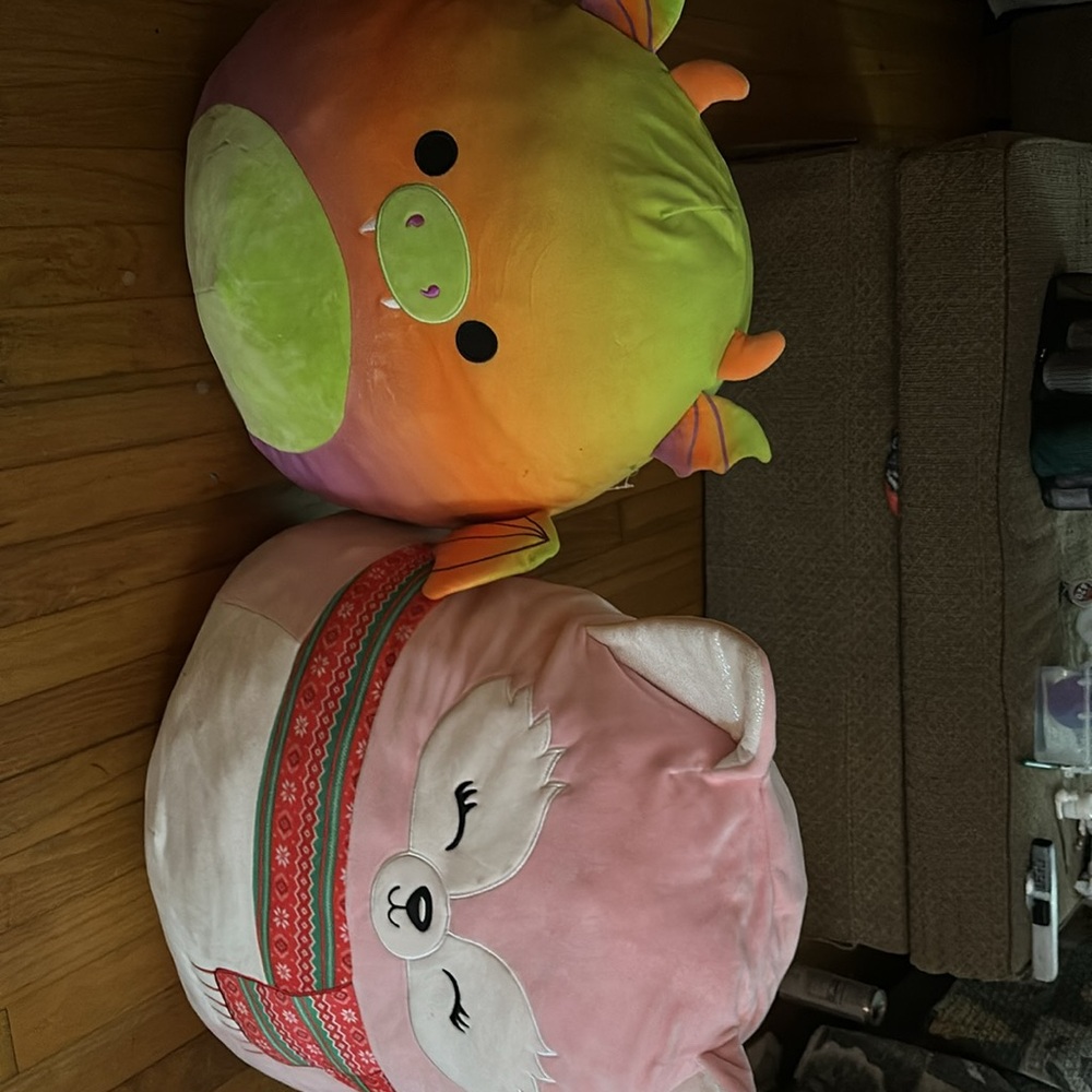 𝙷𝚘𝚕𝚒𝚍𝚊𝚢 𝚜𝚚𝚞𝚒𝚜𝚑𝚖𝚎𝚕𝚕𝚘𝚠𝚜 - Picture 4 of 4